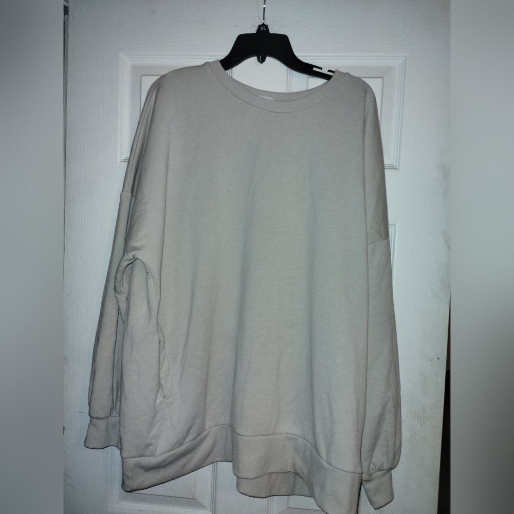 Ladies Zenana sweatshirt SX 3x.